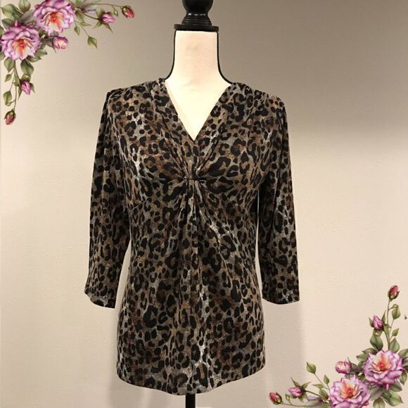 Animal print V-neck long sleeve top - Picture 1 of 8